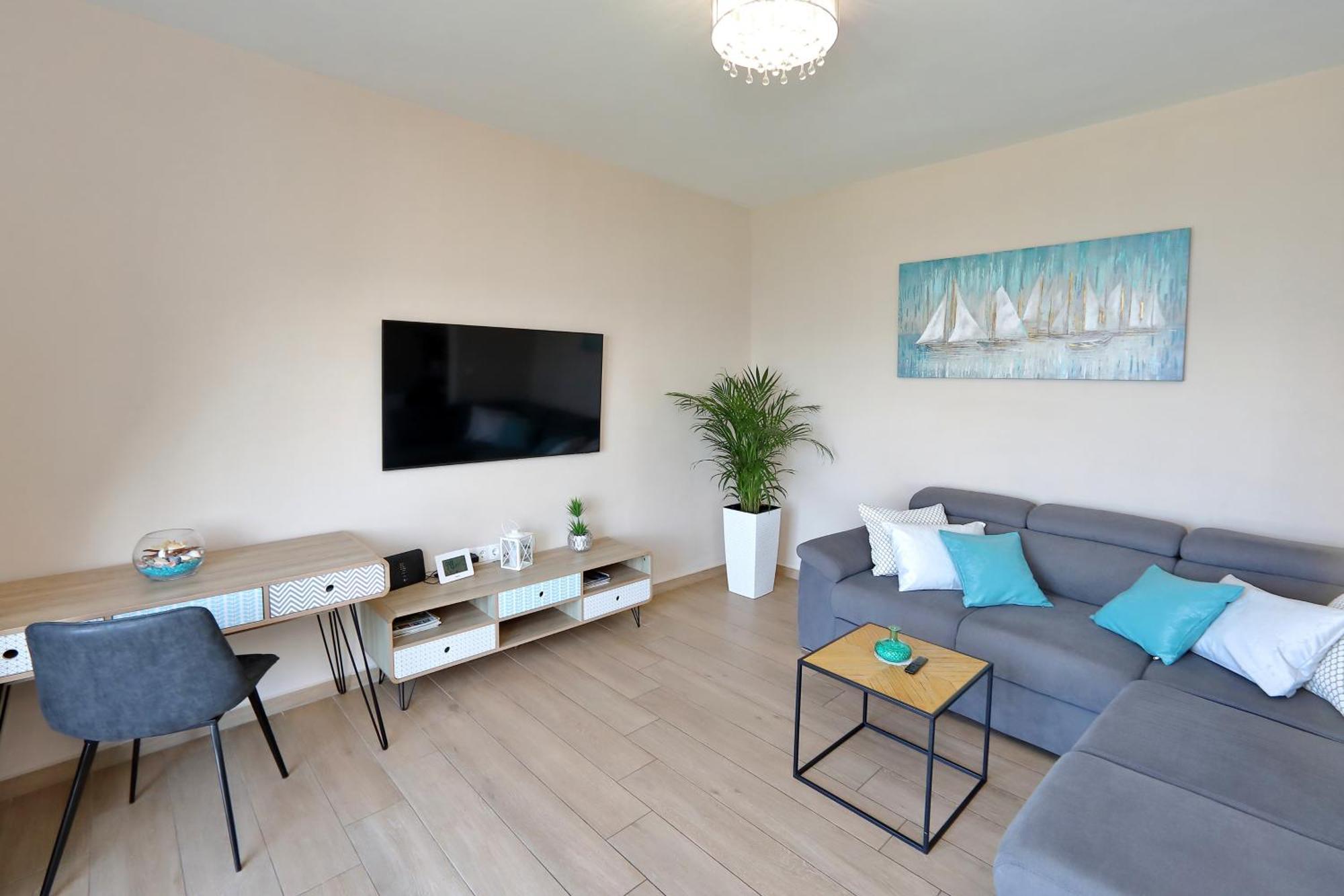 Aqua Apartment *